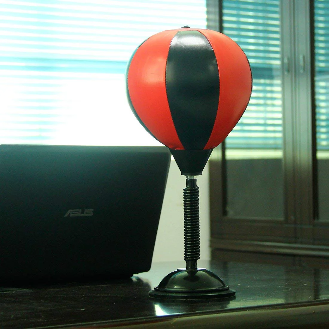 Anti Stress Desktop Punching Ball Stressabbau - Image 4