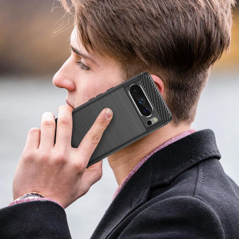 Google Pixel 8 Pro - Metall Carbon Look Hülle - Image 5