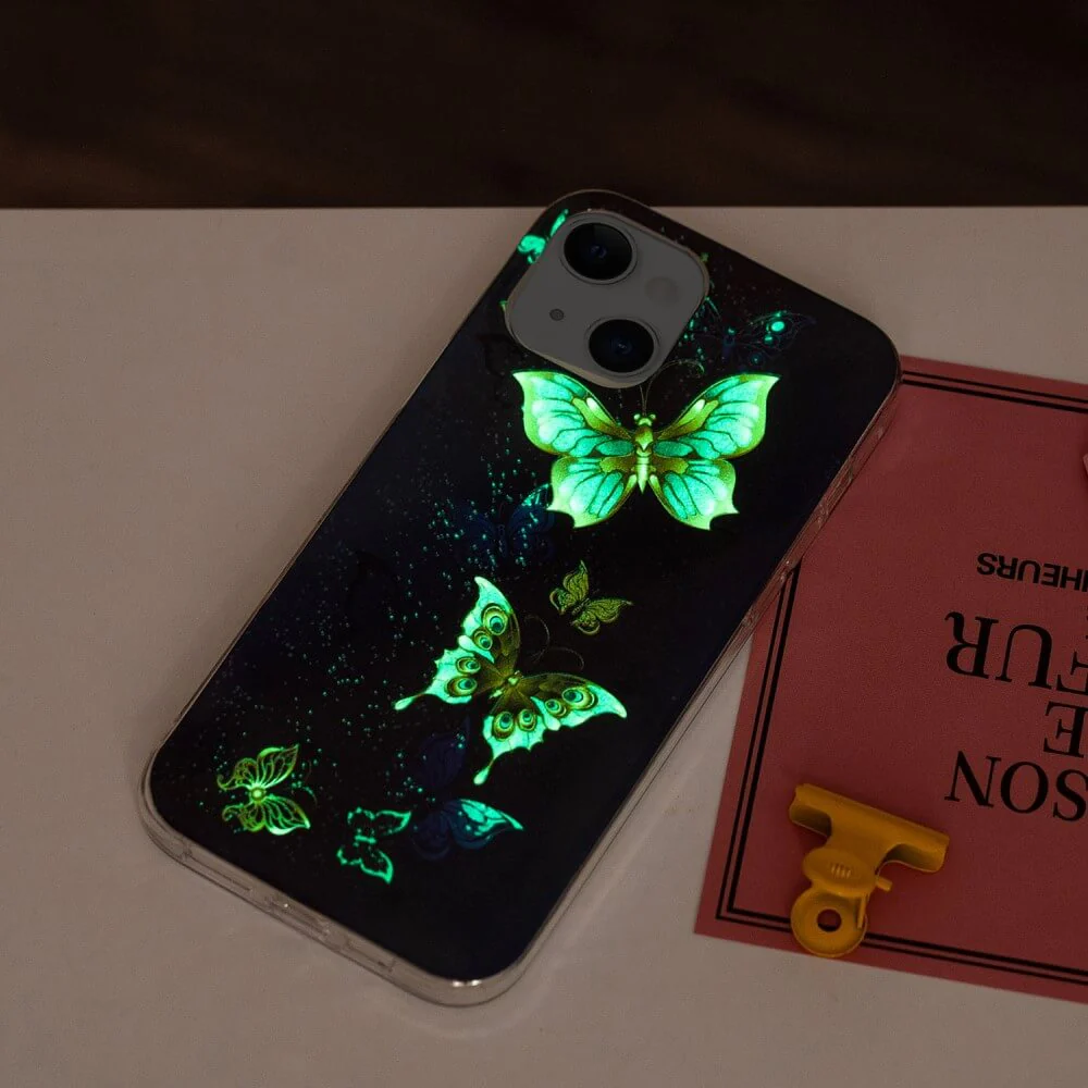 iPhone 15 Plus - Nachtleuchtende Silikon Hülle - Image 12